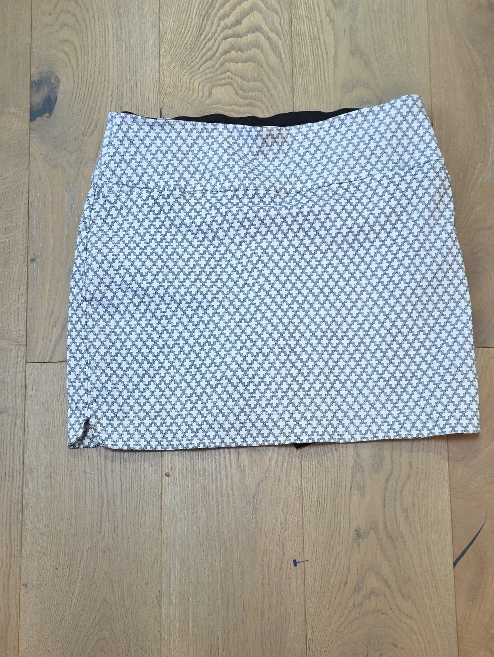 White Patterned Mini Skirt with Subtle Geometric Print